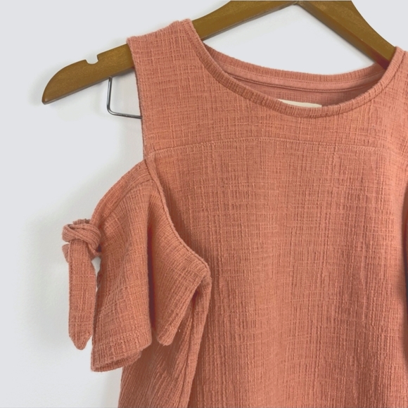 Madewell Skylark patterned cold shoulder with Tie Top - Picture 4 of 8